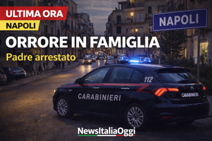Auto dei carabinieri a Napoli durante un intervento notturno in strada